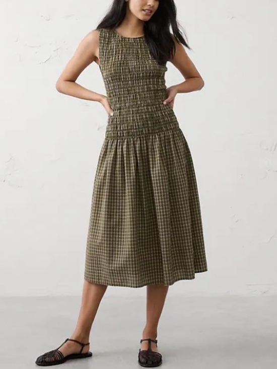 Banana Republic Factory Dresses & Skirts - Banana Republic Smocked Seersucker Midi Dress Olive Plaid Petite S EUC